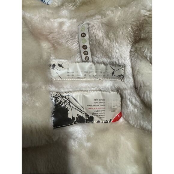 Burton snowboarding jacket M - Picture 5 of 16